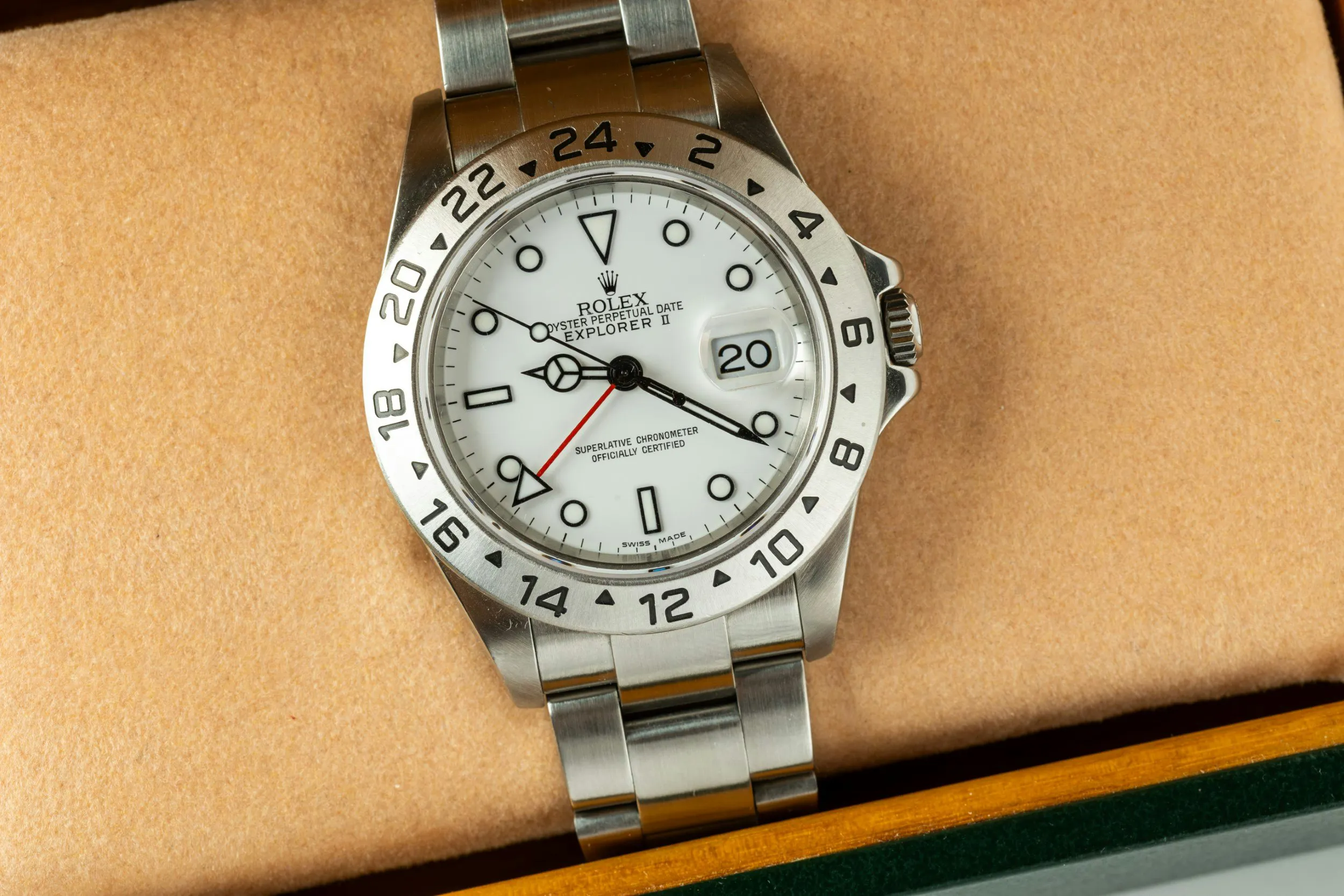 Rolex Explorer II 16570 40mm Stainless steel White 10