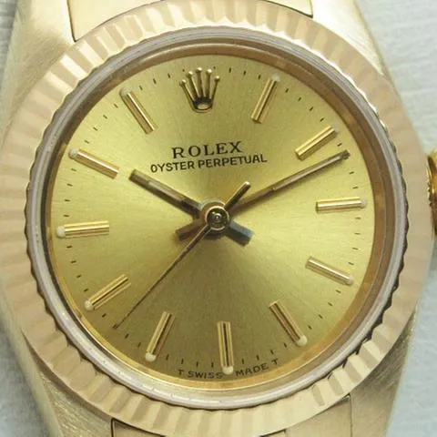 Rolex Oyster Perpetual 26 67198 26mm Yellow gold Gold 1