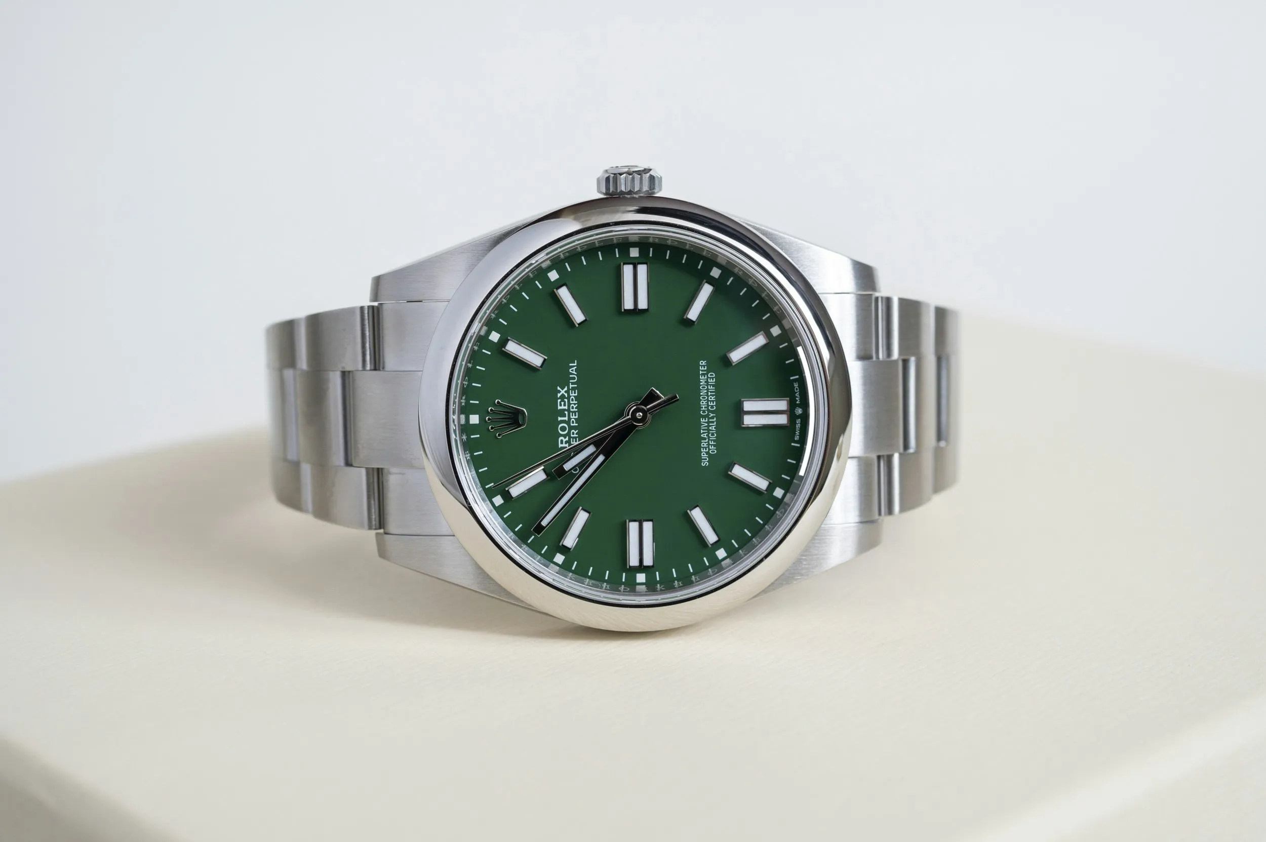 Rolex Oyster Perpetual 41 124300 41mm Stainless steel Green