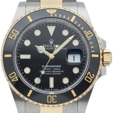 Rolex Submariner 126613LN 41mm Yellow gold Black