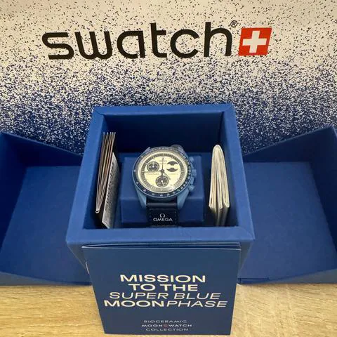 Swatch Moonswatch SO33N700 42mm Ceramic White