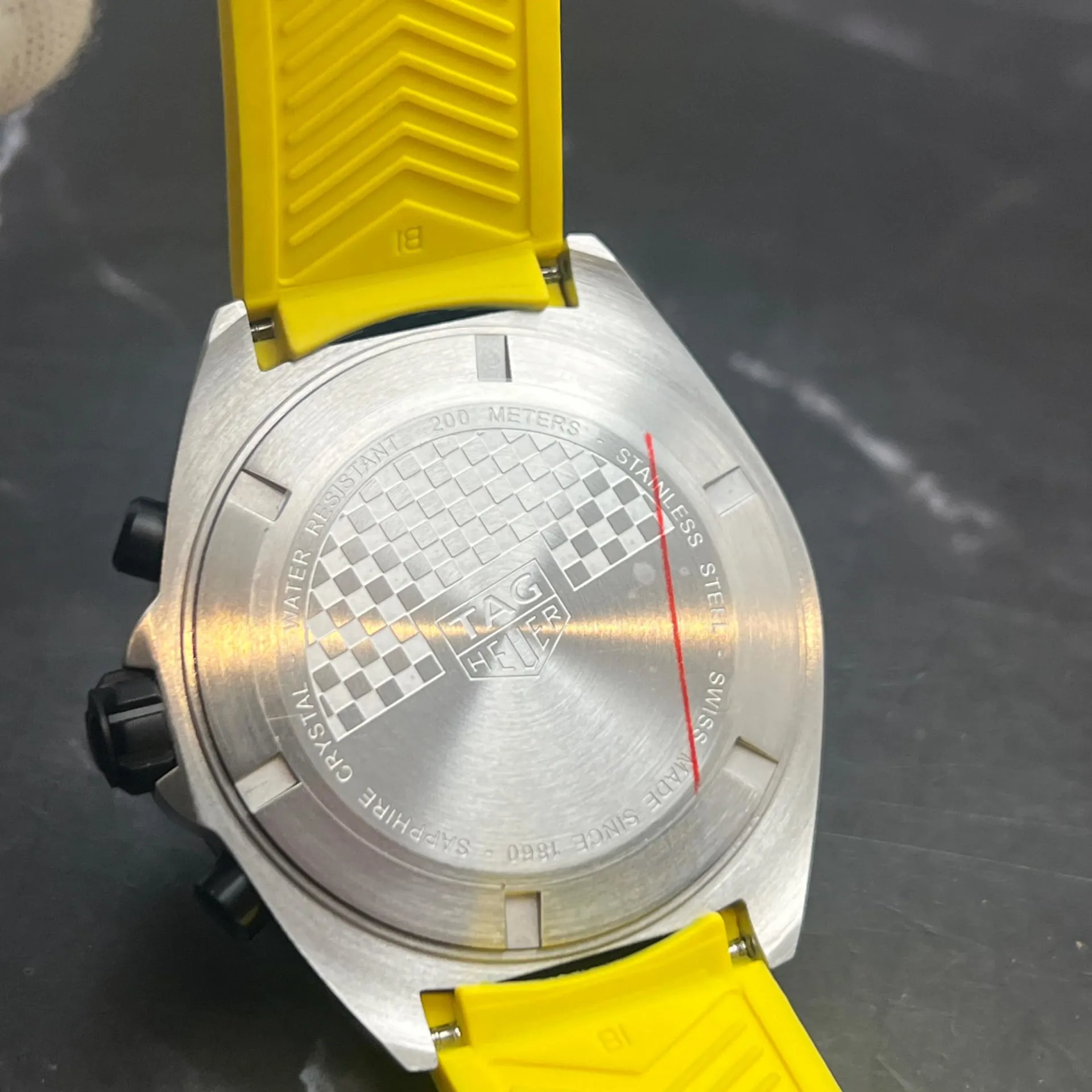 TAG Heuer Formula 1 CAZ101AM.FT8054 43mm Stainless steel Yellow 3