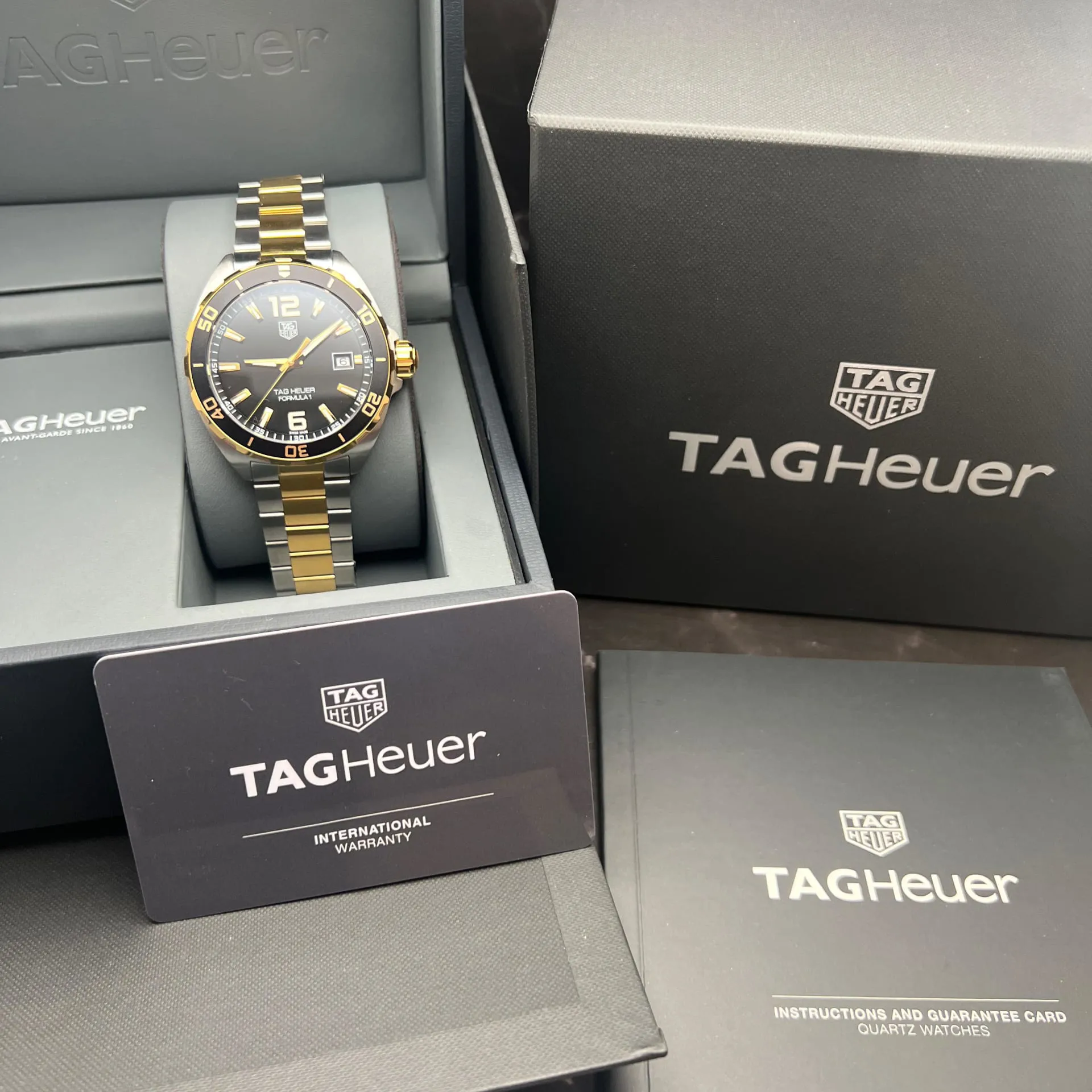 TAG Heuer Formula 1 Quartz WAZ1121.BB0879 41mm Yellow gold Black 7