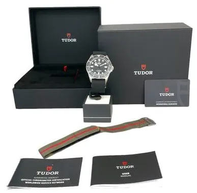 Tudor Pelagos FXD 25717N 41mm Stainless steel Black 10