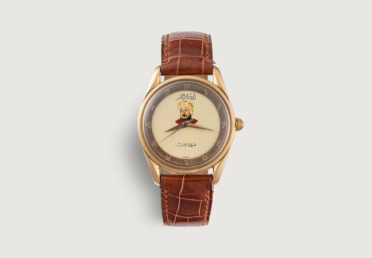 Universal Genève Polerouter De Luxe 10375-11 34mm Rose gold and 18k rose gold