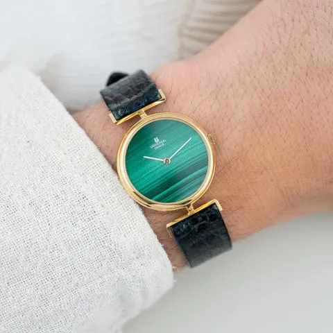 Universal Genève 1405 29mm Yellow gold Green