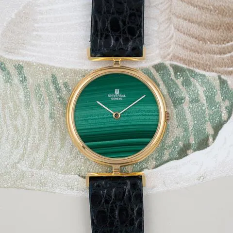 Universal Genève 1405 29mm Yellow gold Green 1