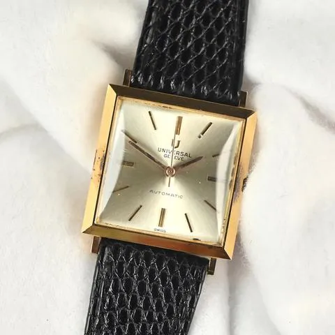 Universal Genève 29mm Yellow gold Champagne 7