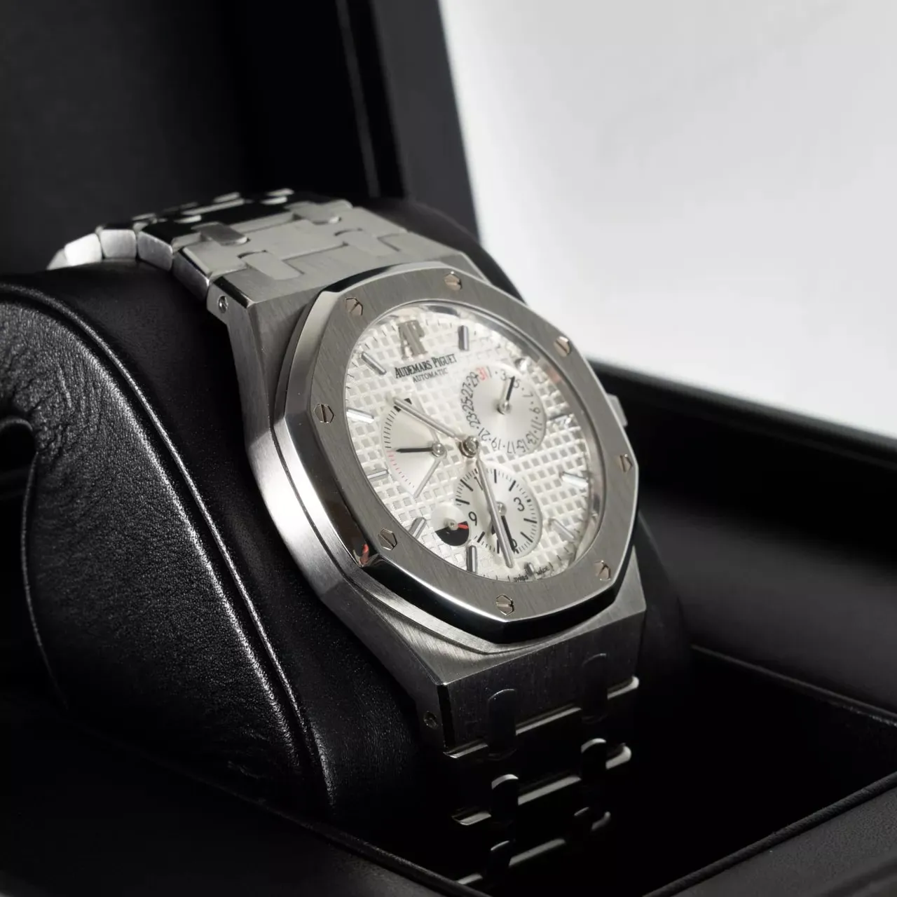 Audemars Piguet Royal Oak 26120ST.OO.1220ST.01 39mm Stainless steel Silver 2