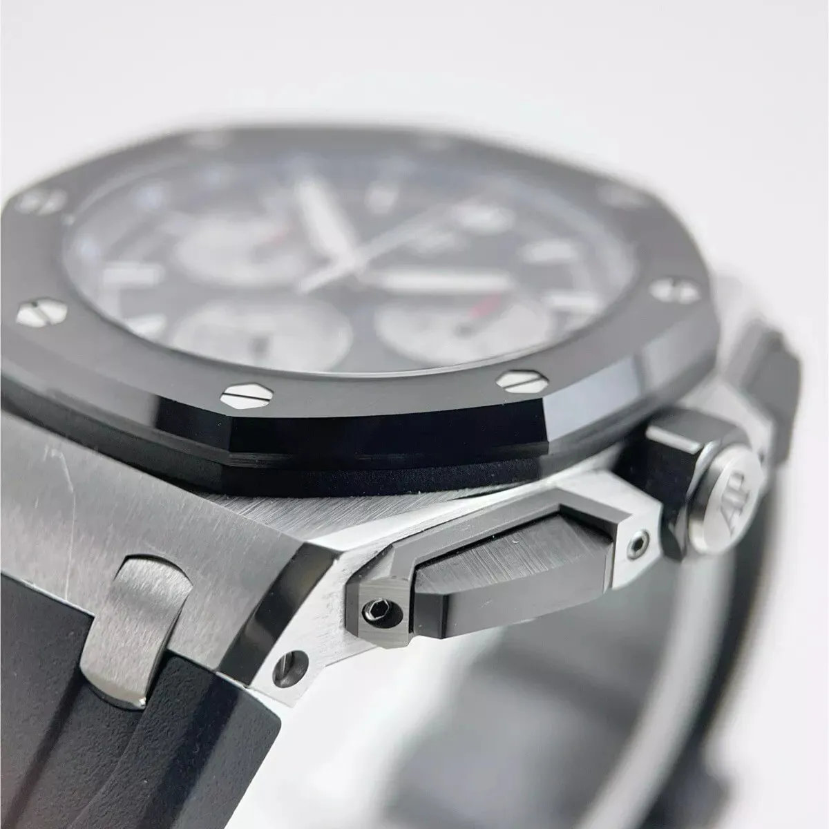 Audemars Piguet Royal Oak Offshore 26420SO.OO.A002CA.01 43mm Ceramic Black 1