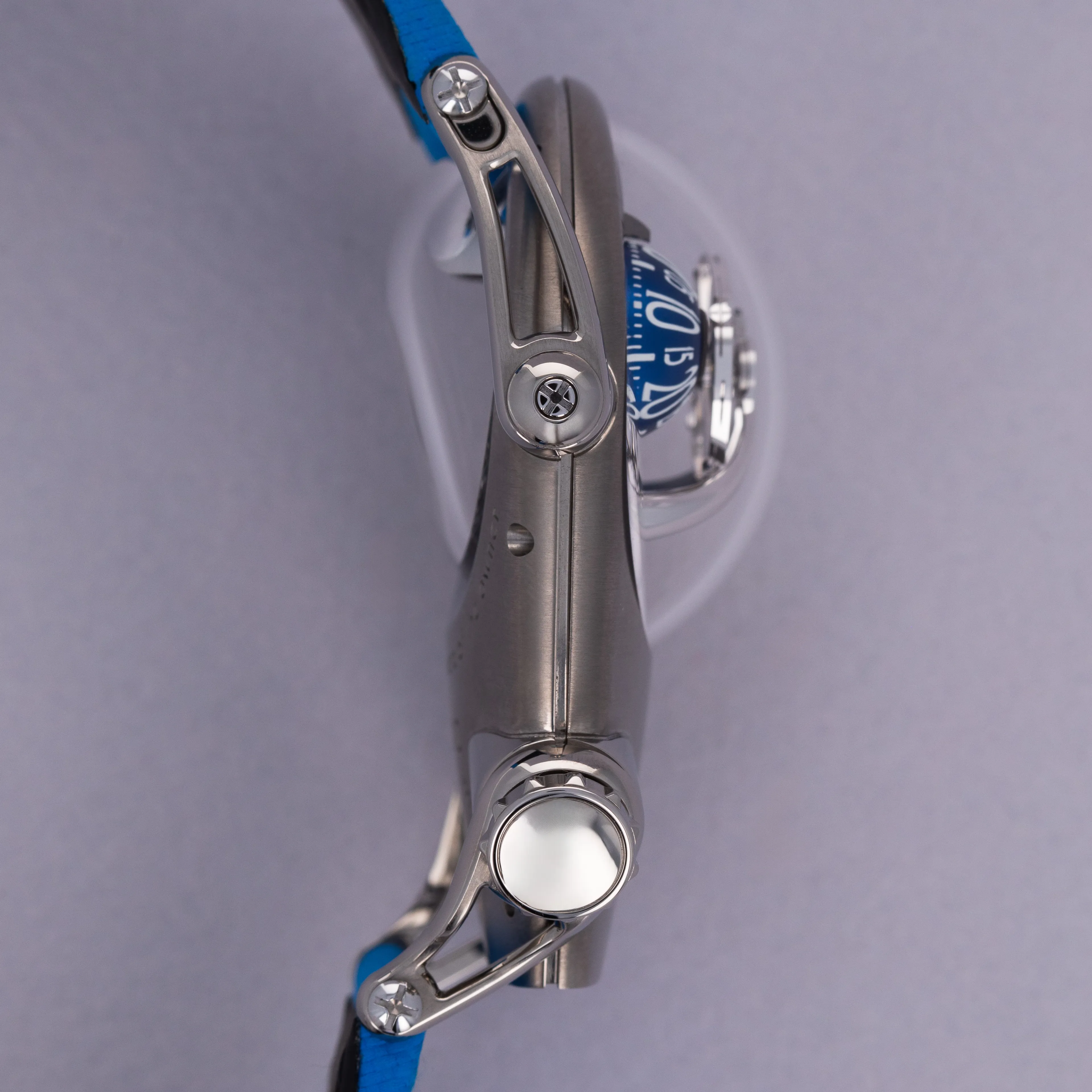 MB&F HM10 100.TL.BL 54mm Titanium Blue 6