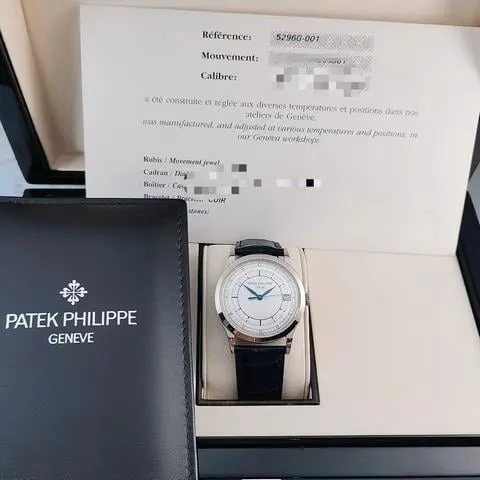 Patek Philippe Calatrava 5296G-001 38mm White gold and 18k white gold Silver