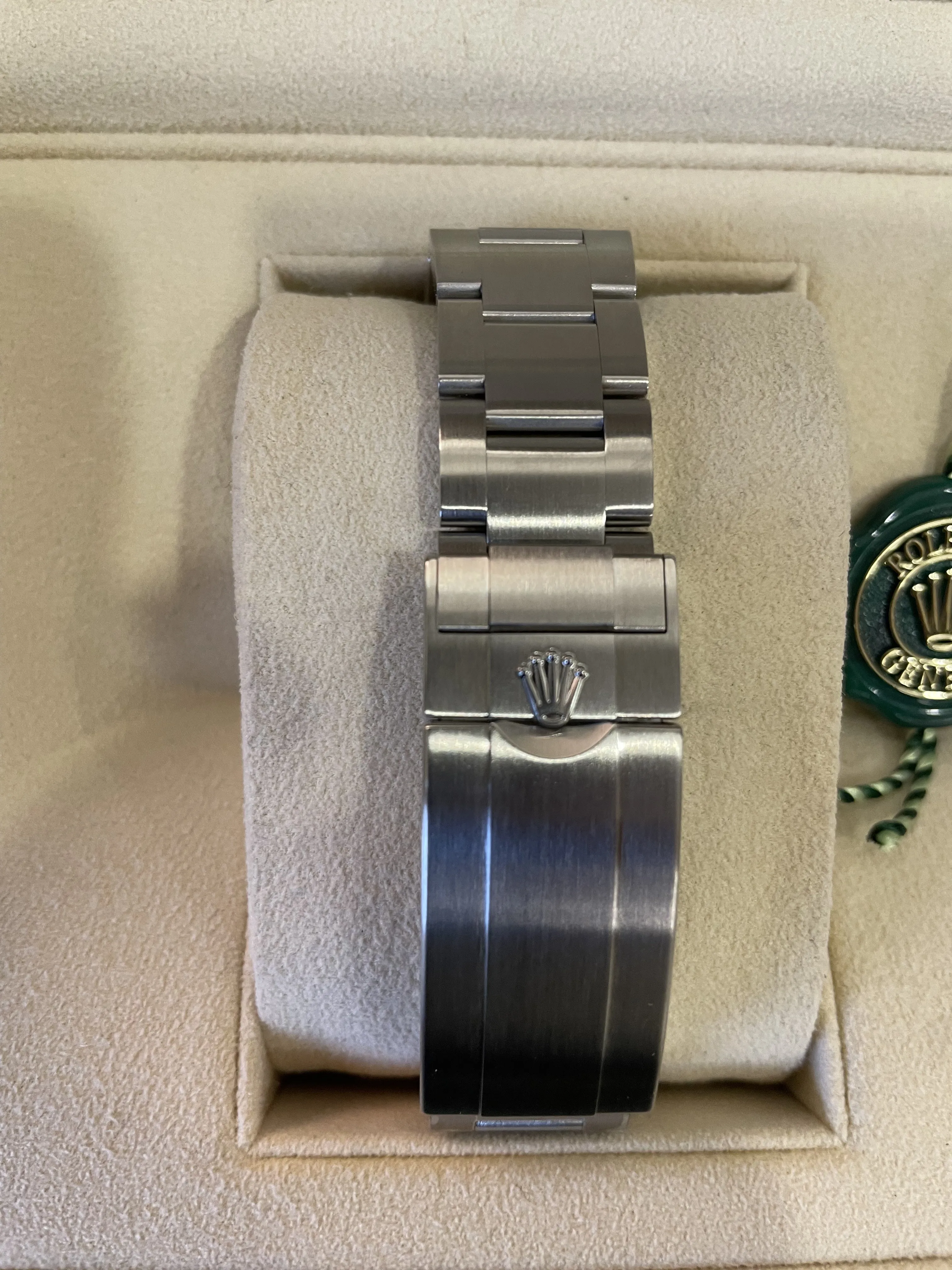 Rolex Submariner 124060 41mm Stainless steel Black 3