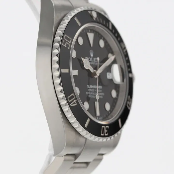 Rolex Submariner 126610LN-0001 41mm Oystersteel Black 2