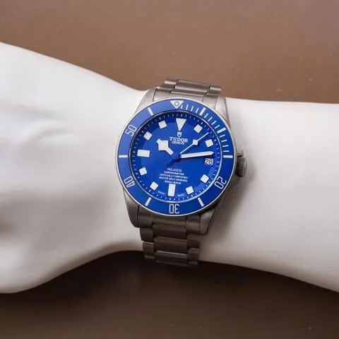 Tudor Pelagos 25600T 42mm Titanium Blue 8