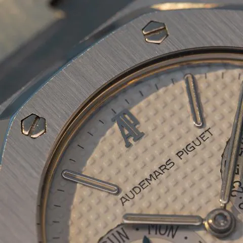 Audemars Piguet Royal Oak 25572ST Stainless steel White 3