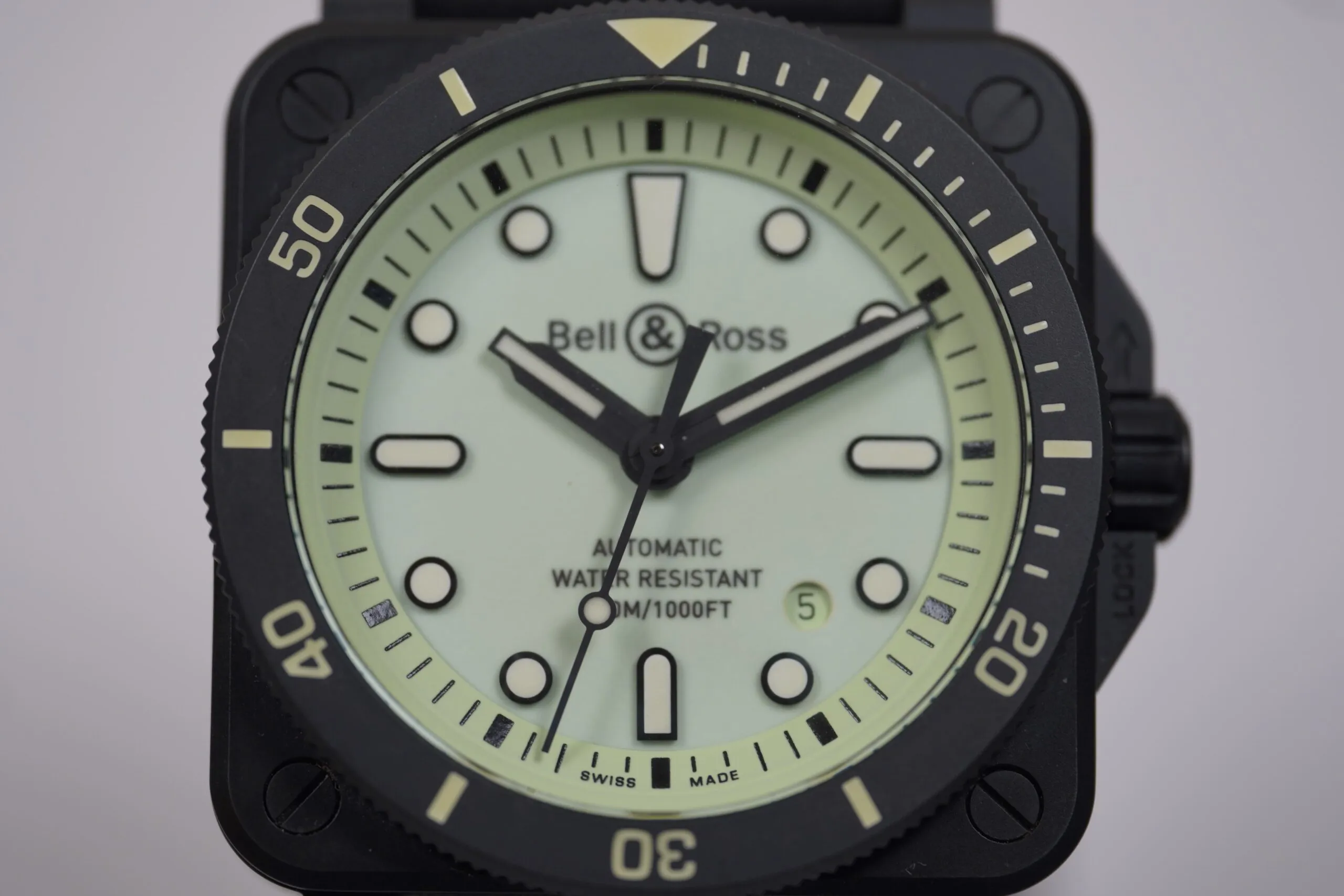 Bell & Ross Instruments BR0392-D-C5-CE/SRB 42mm Céramique Green 2