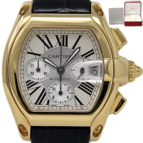 Cartier Roadster 2619 48mm Yellow gold Silver