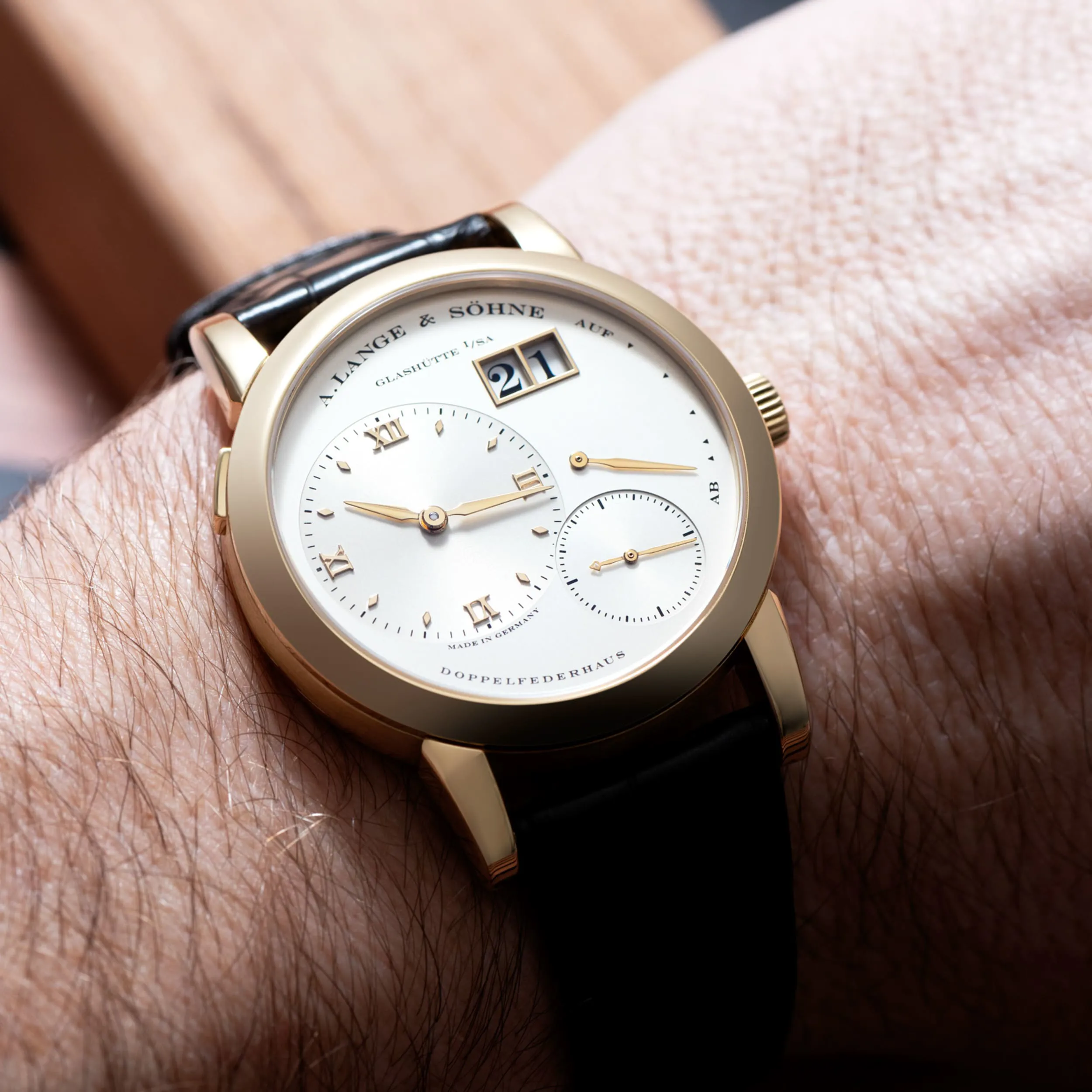 A. Lange & Söhne Lange 1 40991420/AS08706 38.5mm Yellow gold Black 7