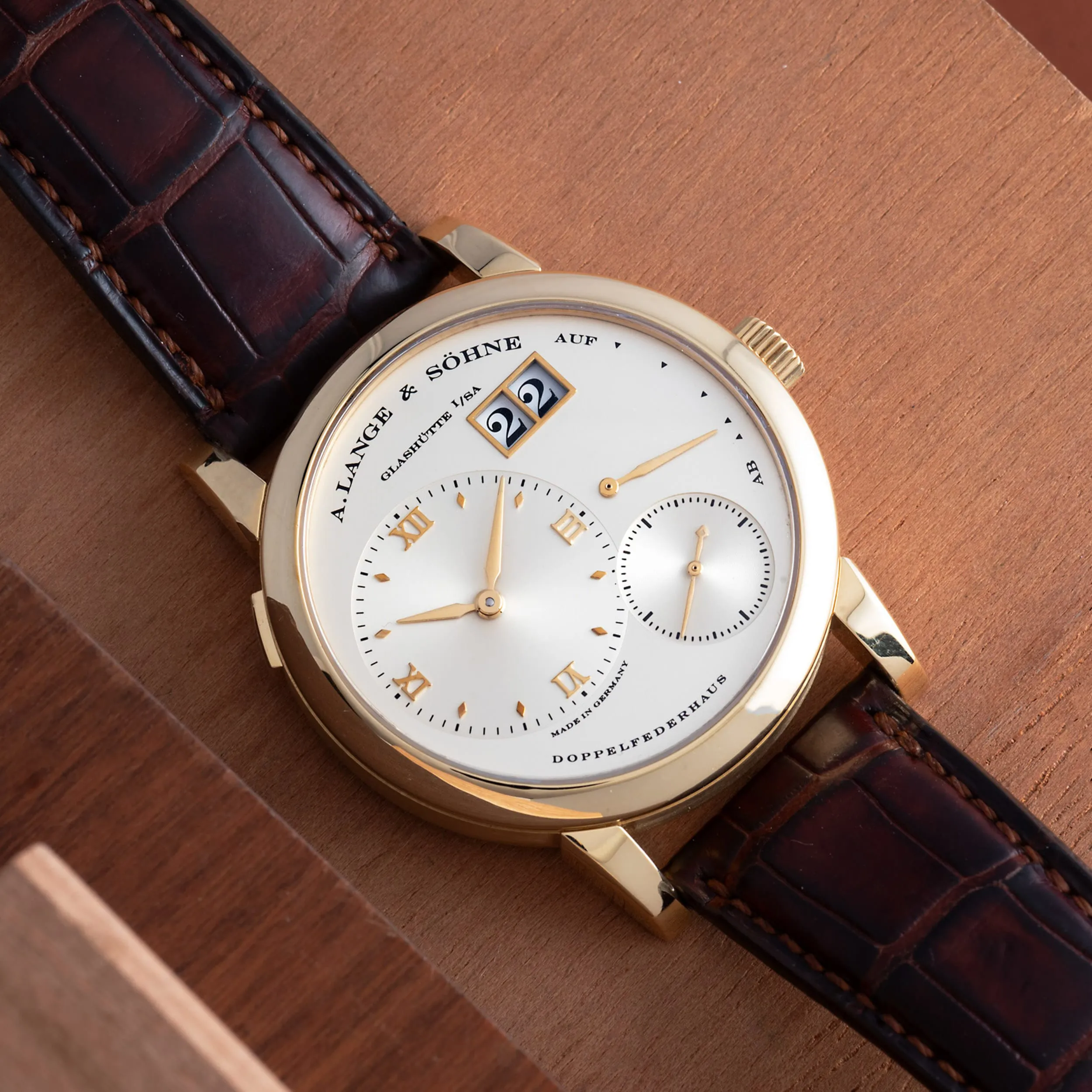 A. Lange & Söhne Lange 1 40991494/AS08806 38.5mm Yellow gold Silver 1