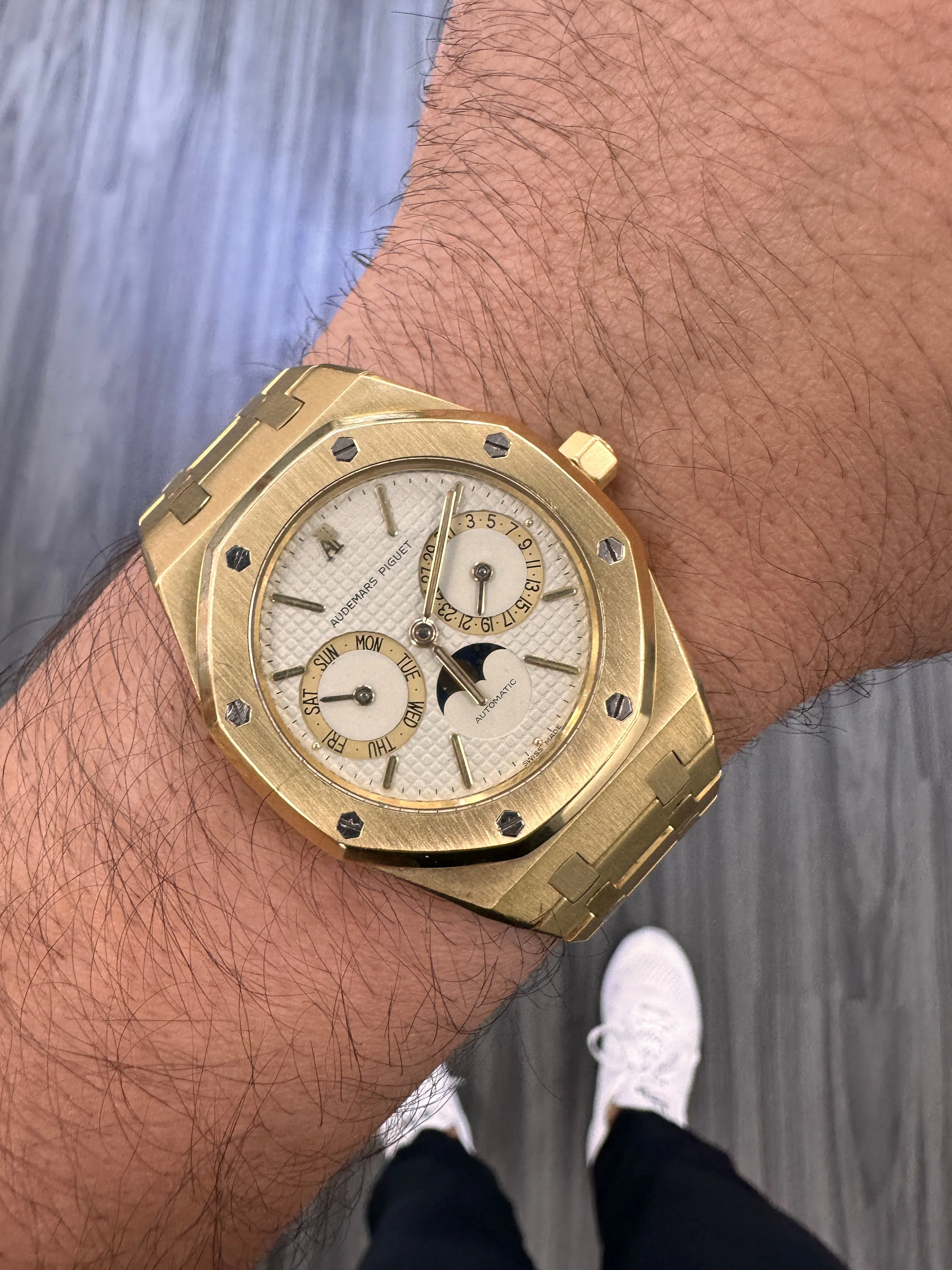 Audemars Piguet Royal Oak 25594BA.OO.0477BA.01 36mm Yellow gold Cream 4