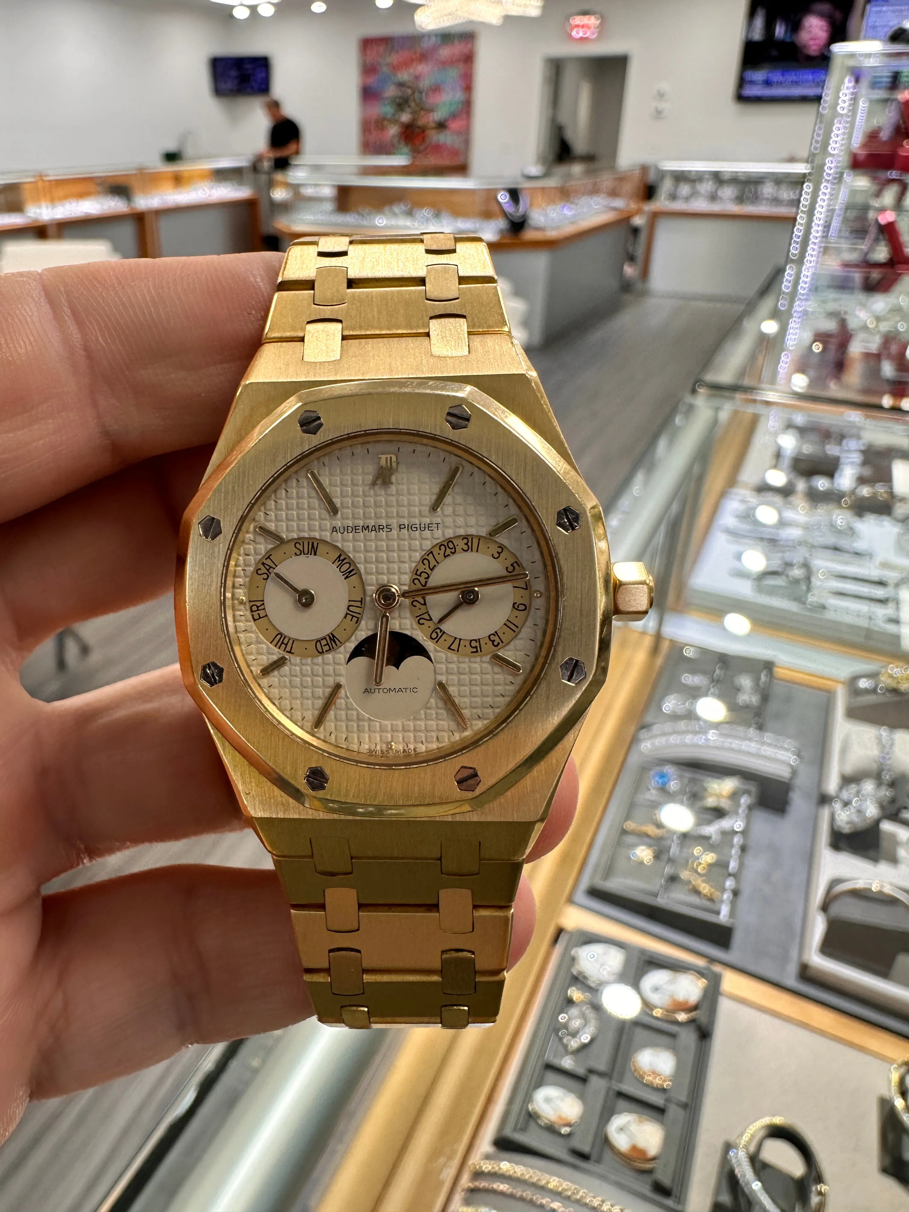 Audemars Piguet Royal Oak 25594BA.OO.0477BA.01 36mm Yellow gold Cream 14