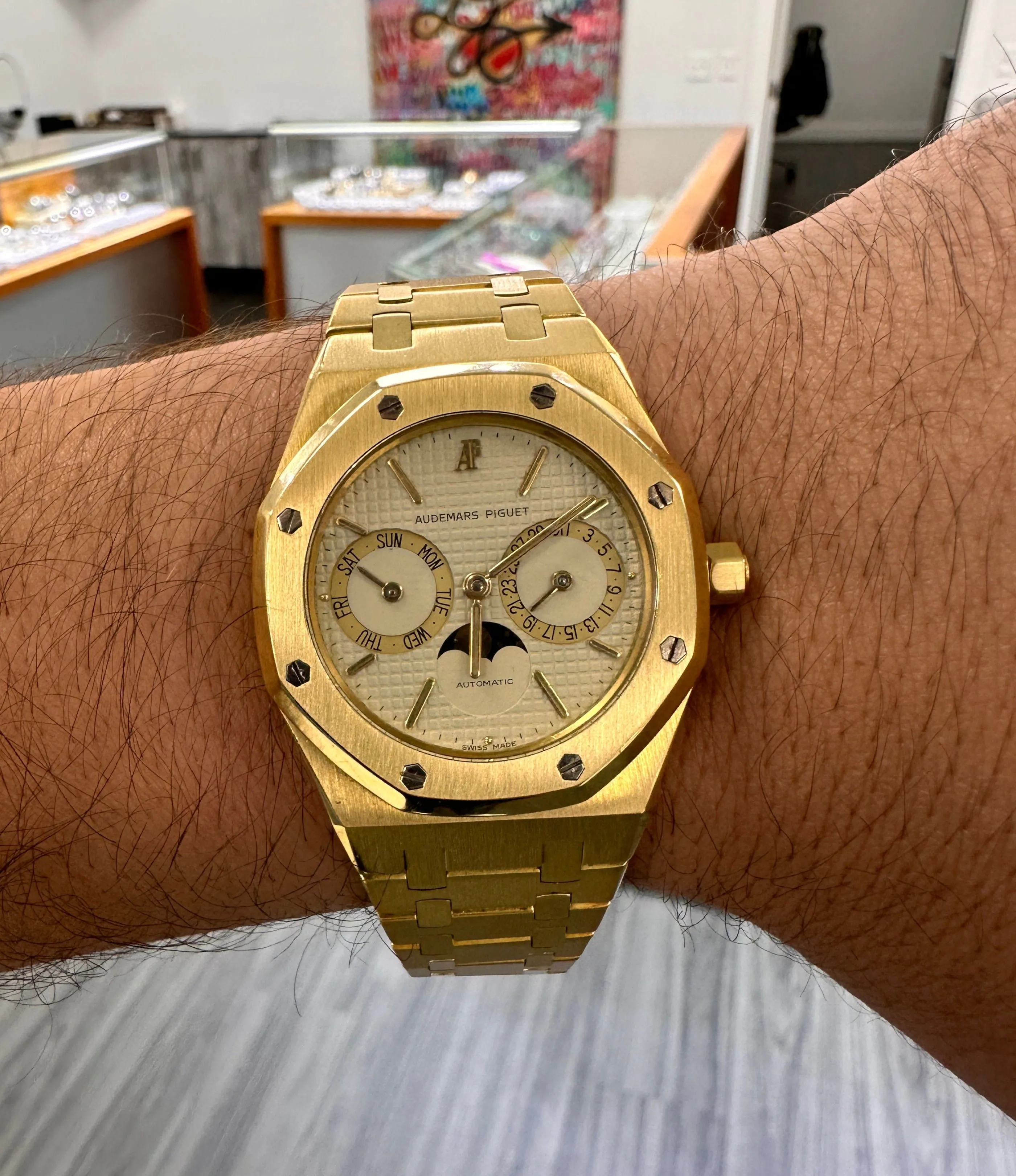 Audemars Piguet Royal Oak 25594BA.OO.0477BA.01 36mm Yellow gold Cream 5