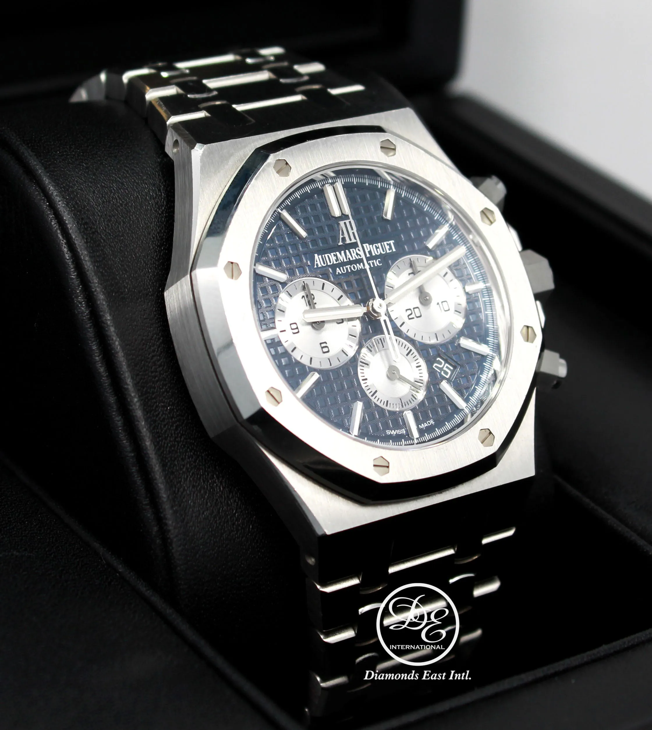 Audemars Piguet Royal Oak 26331ST.OO.1220ST.01 41mm Stainless steel Blue 1