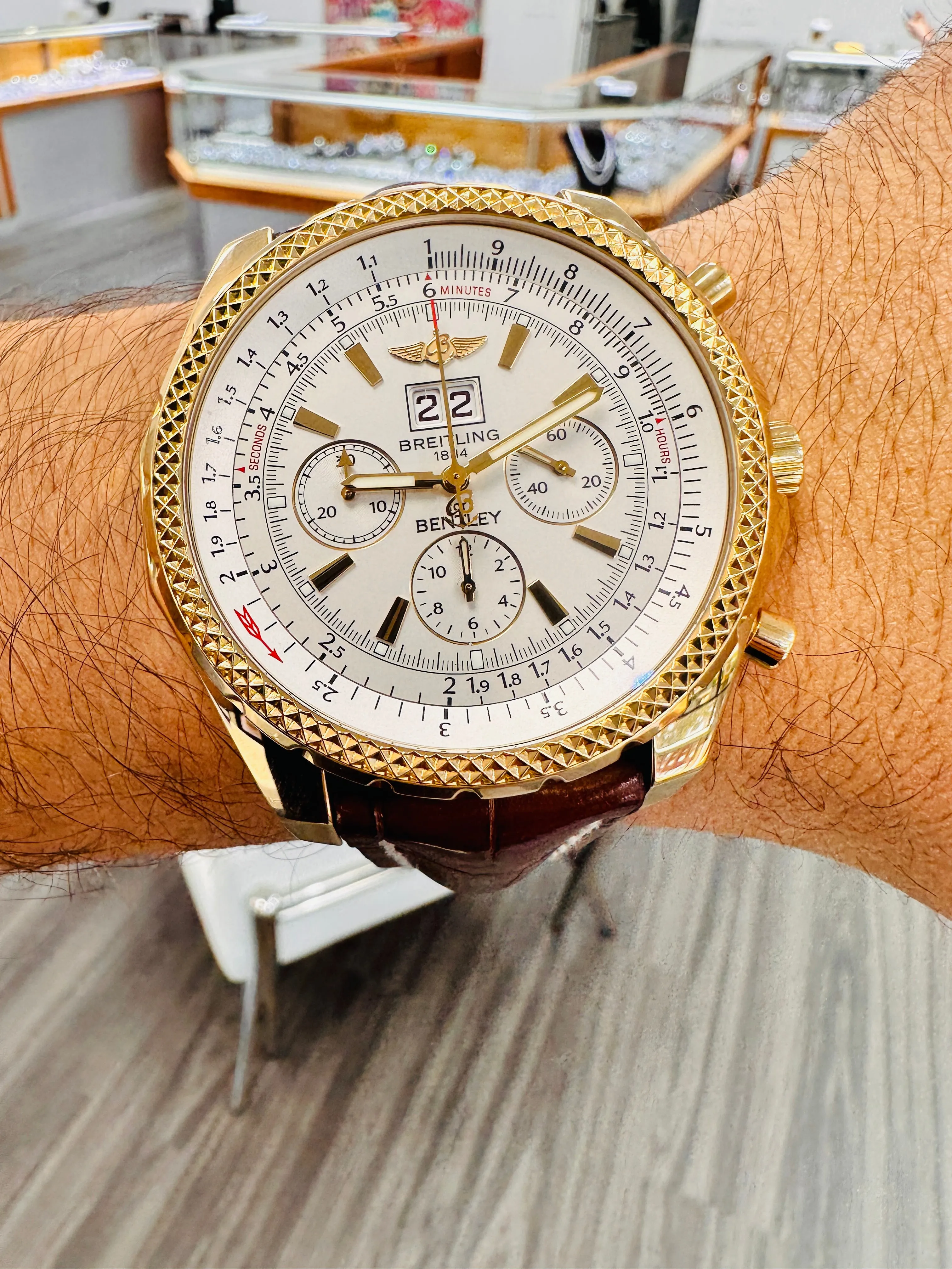 Breitling Bentley 6.75 K4436212 48.7mm Yellow gold White 14