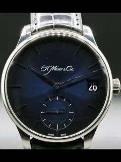 H. Moser & Cie. Venturer 2100-0202 White gold midnight blue$blue fumu00e9