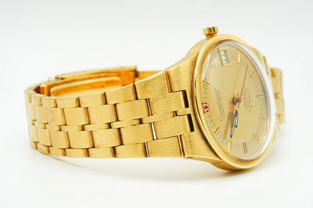 Omega Constellation 35.5mm 18k yellow gold 3