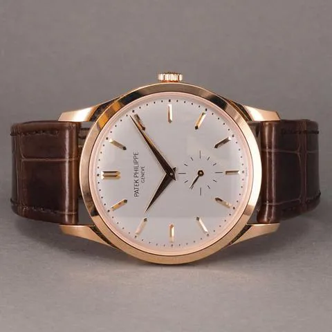 Patek Philippe Calatrava 5196R-001 37mm Rose gold Silver