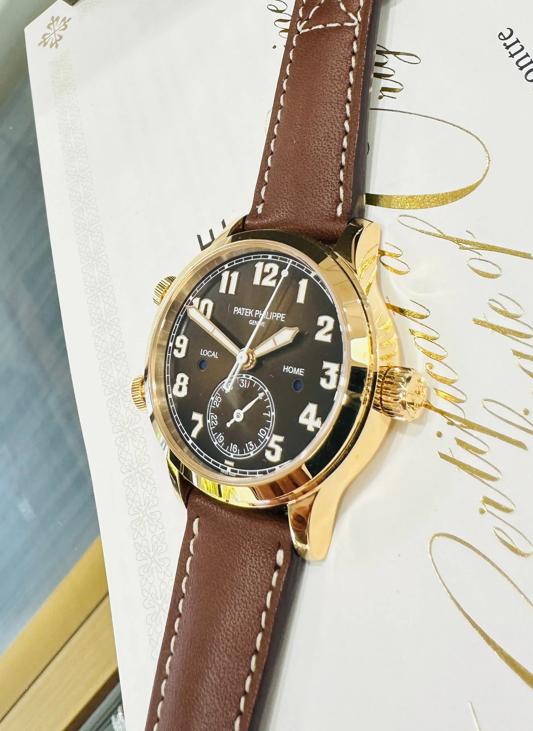 Patek Philippe Calatrava Pilot Travel Time 7234R-001 37.5mm Rose gold Brown