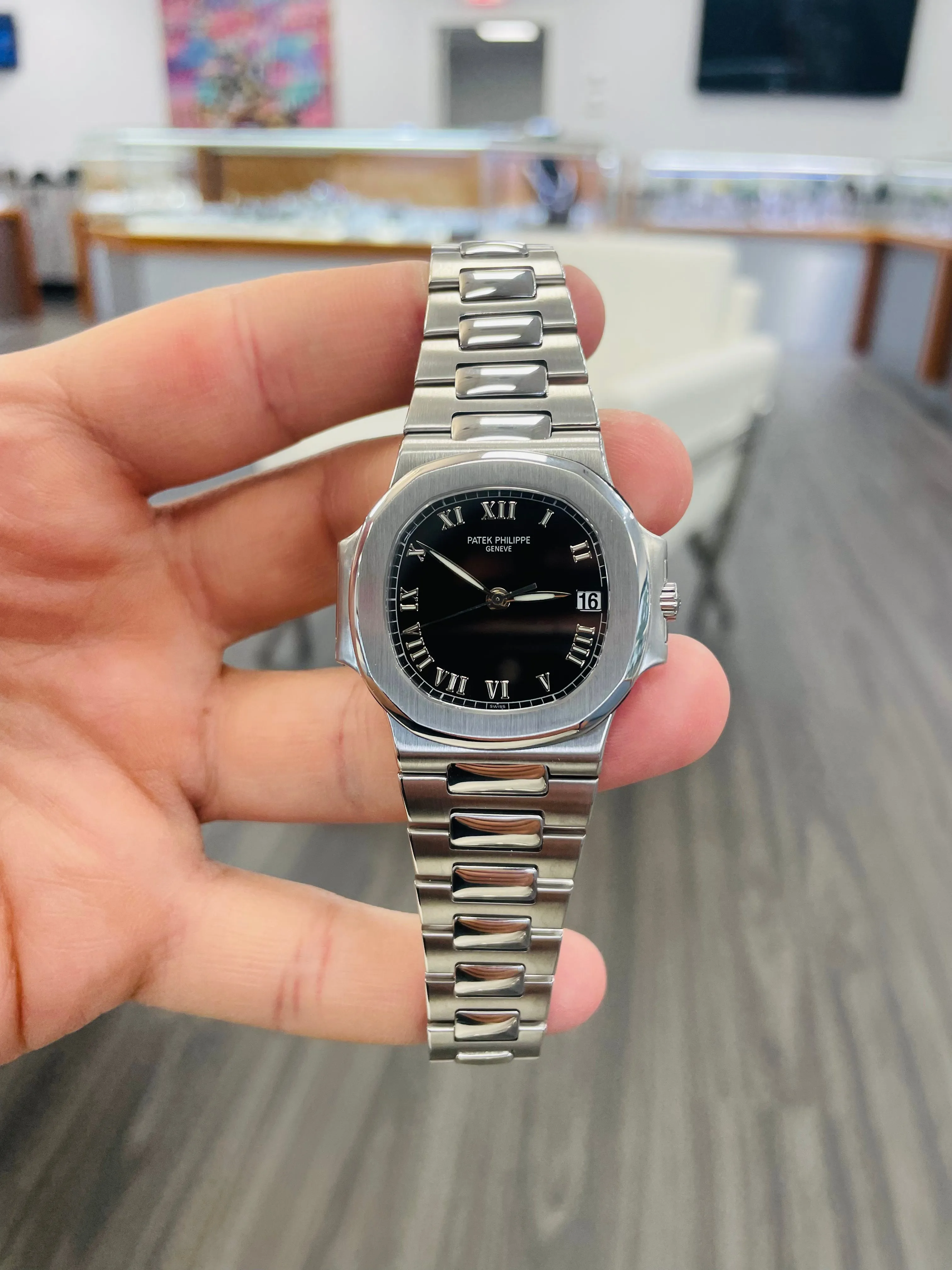 Patek Philippe Nautilus 3800/1A-001 37.5mm Stainless steel Black 8