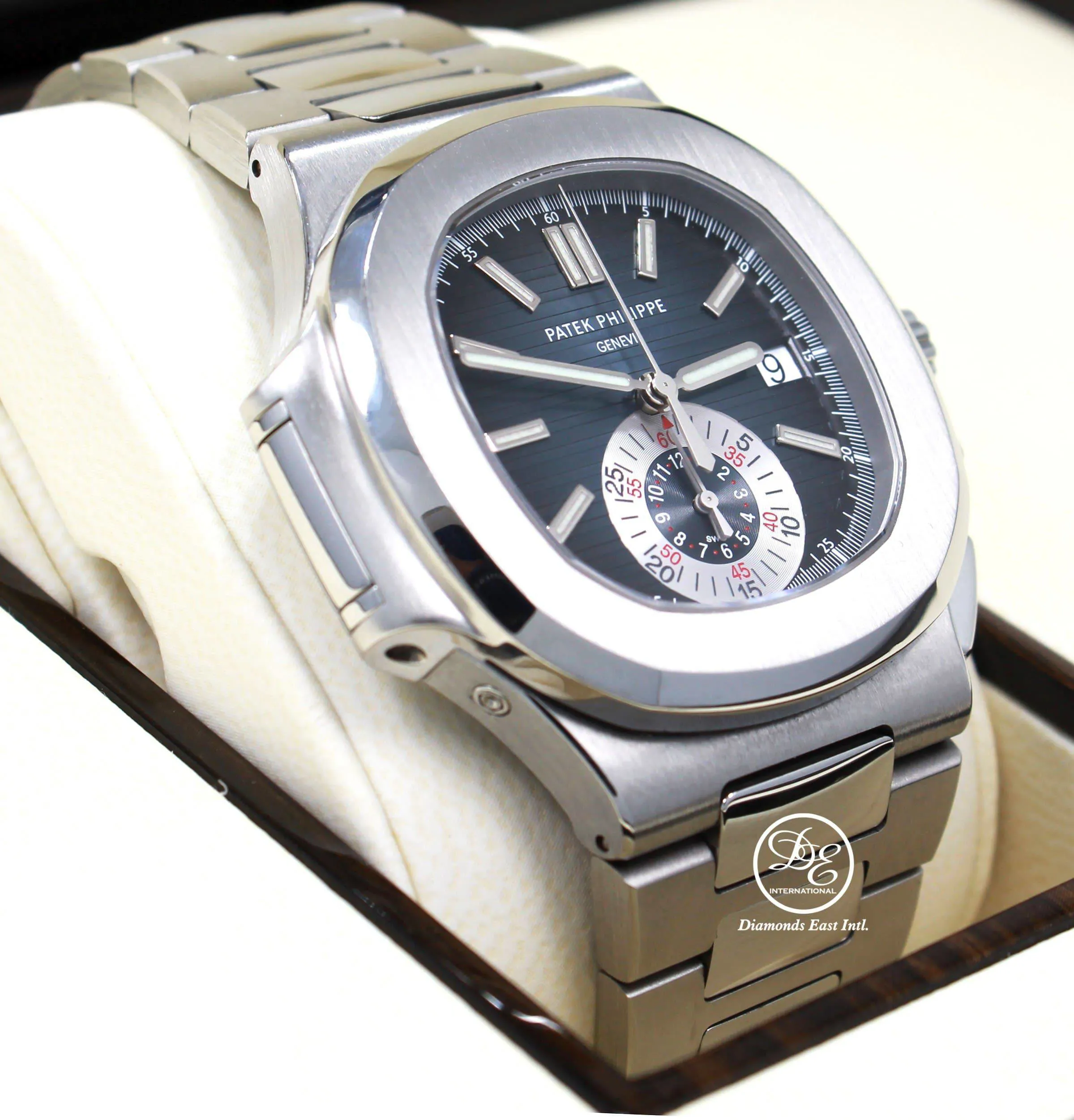 Patek Philippe Nautilus 5980/1A 40mm Stainless steel Blue 1