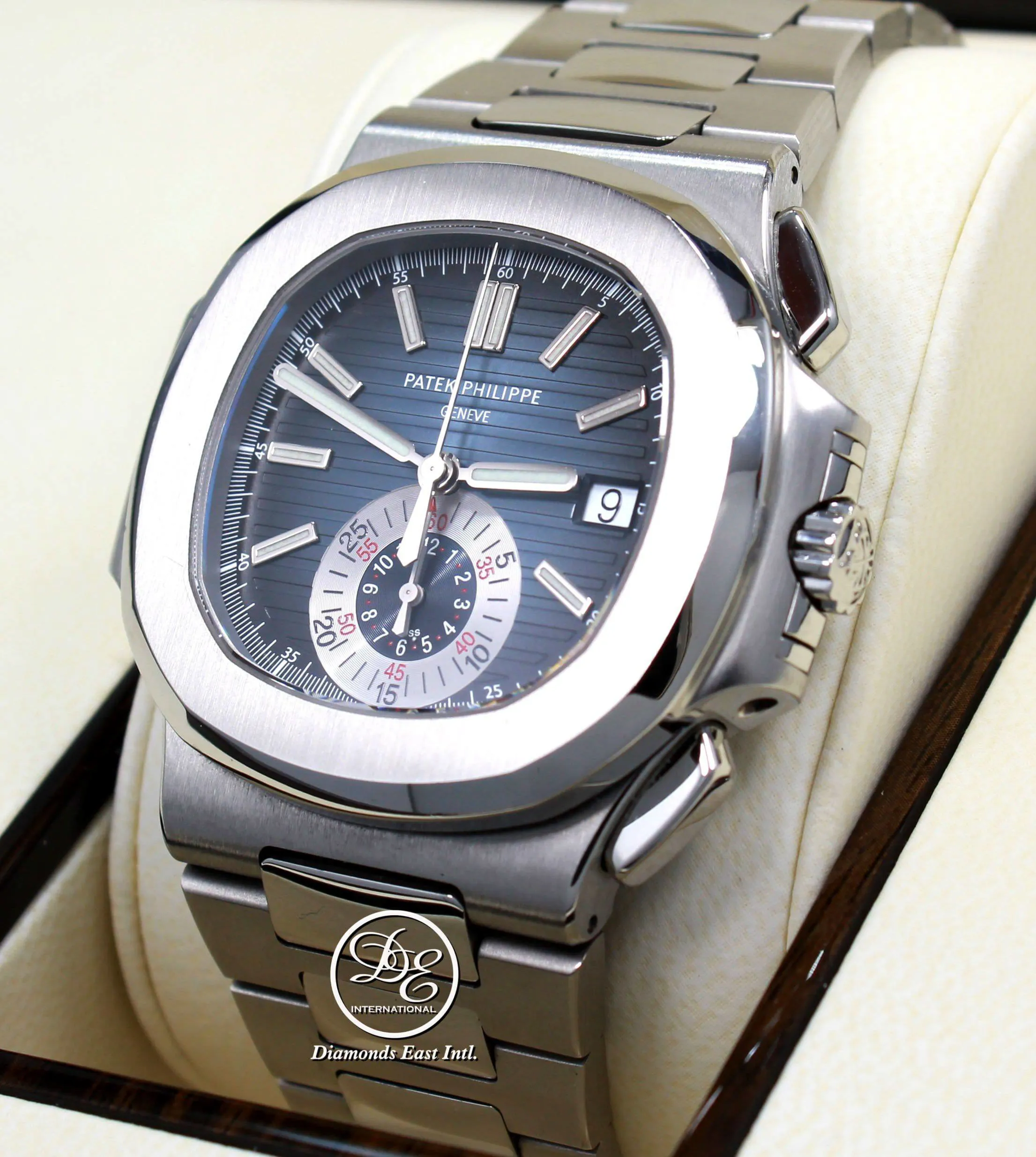 Patek Philippe Nautilus 5980/1A 40mm Stainless steel Blue 4