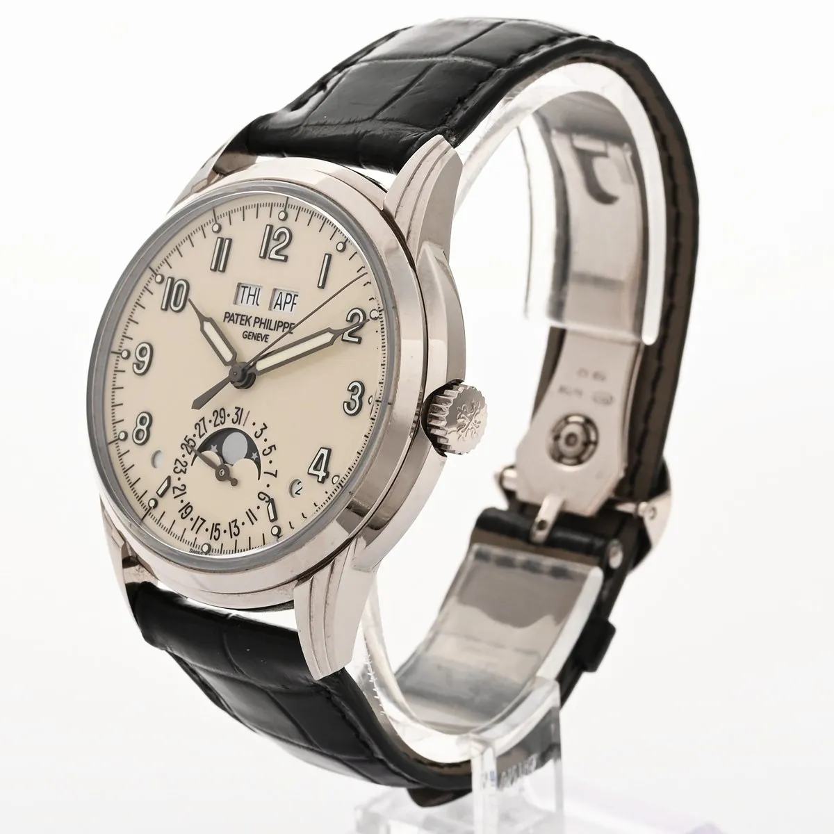 Patek Philippe Perpetual Calendar 5320G 40mm White gold Ivory 2