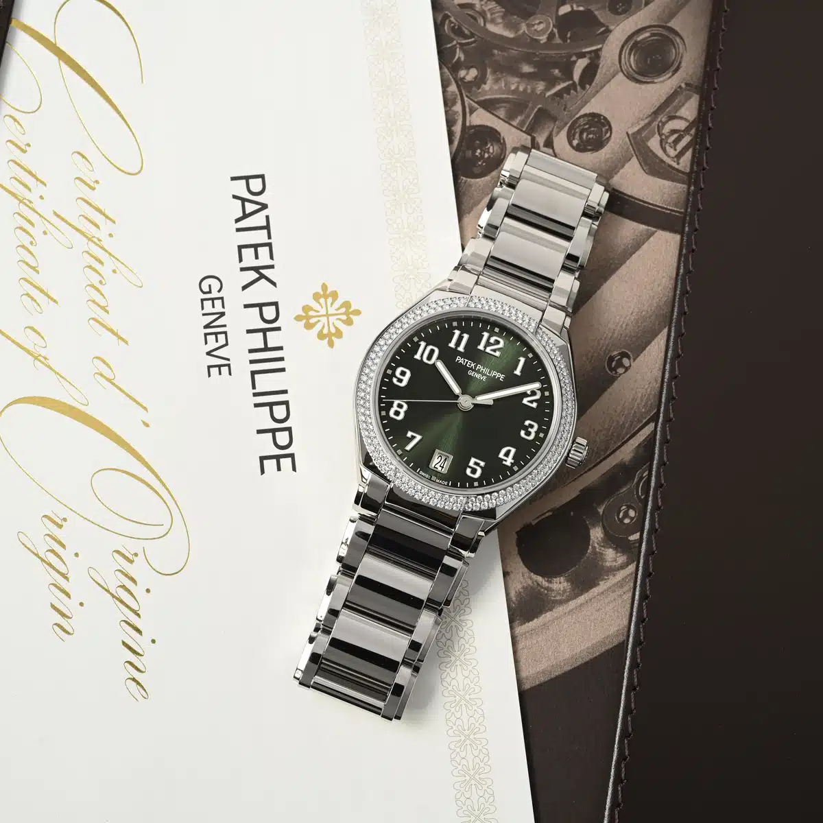 Patek Philippe Twenty~4 7300/1200A-011 36mm Stainless steel Green 3