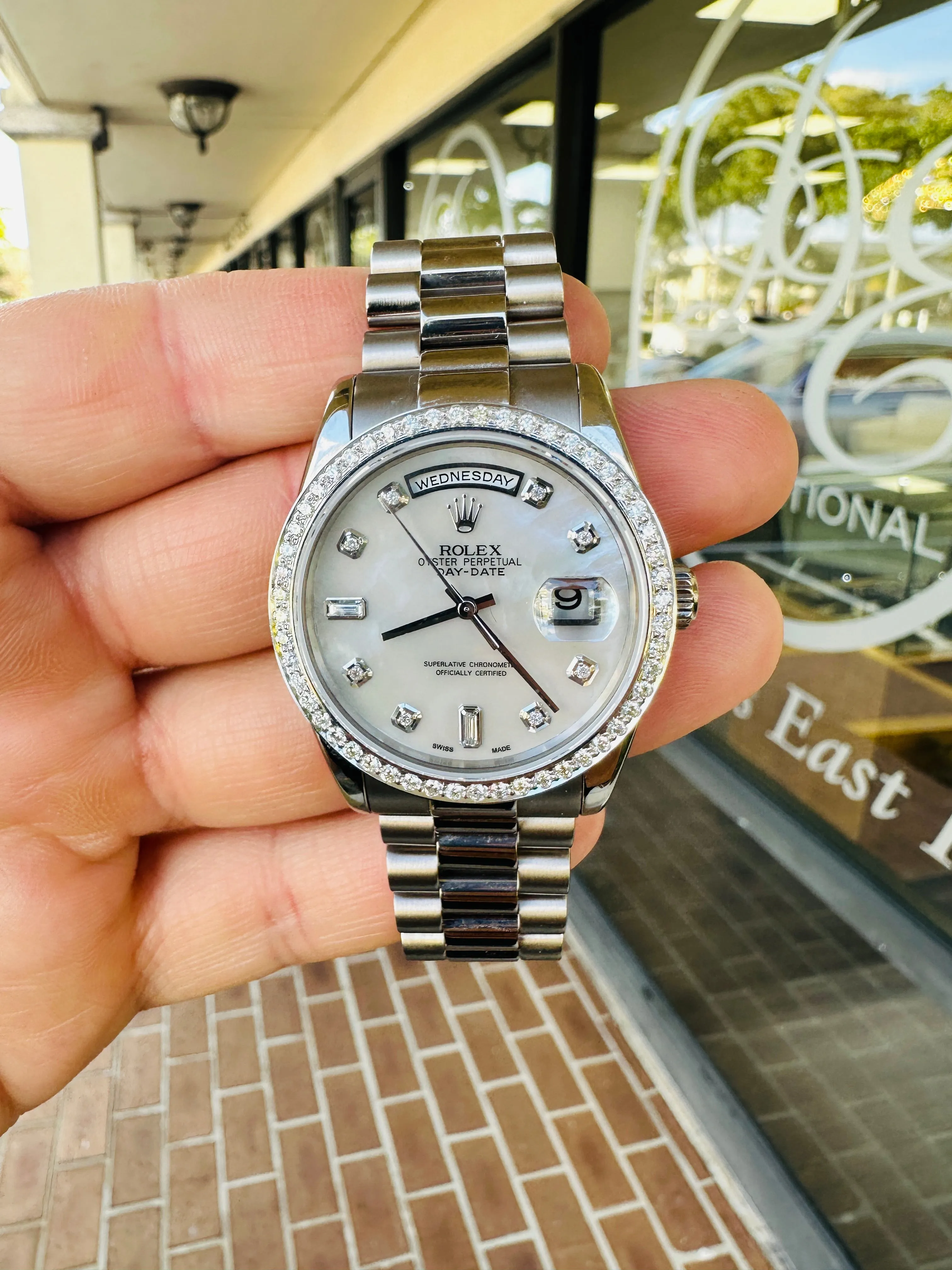 Rolex Day-Date 36 118209 36mm White gold Diamond 18