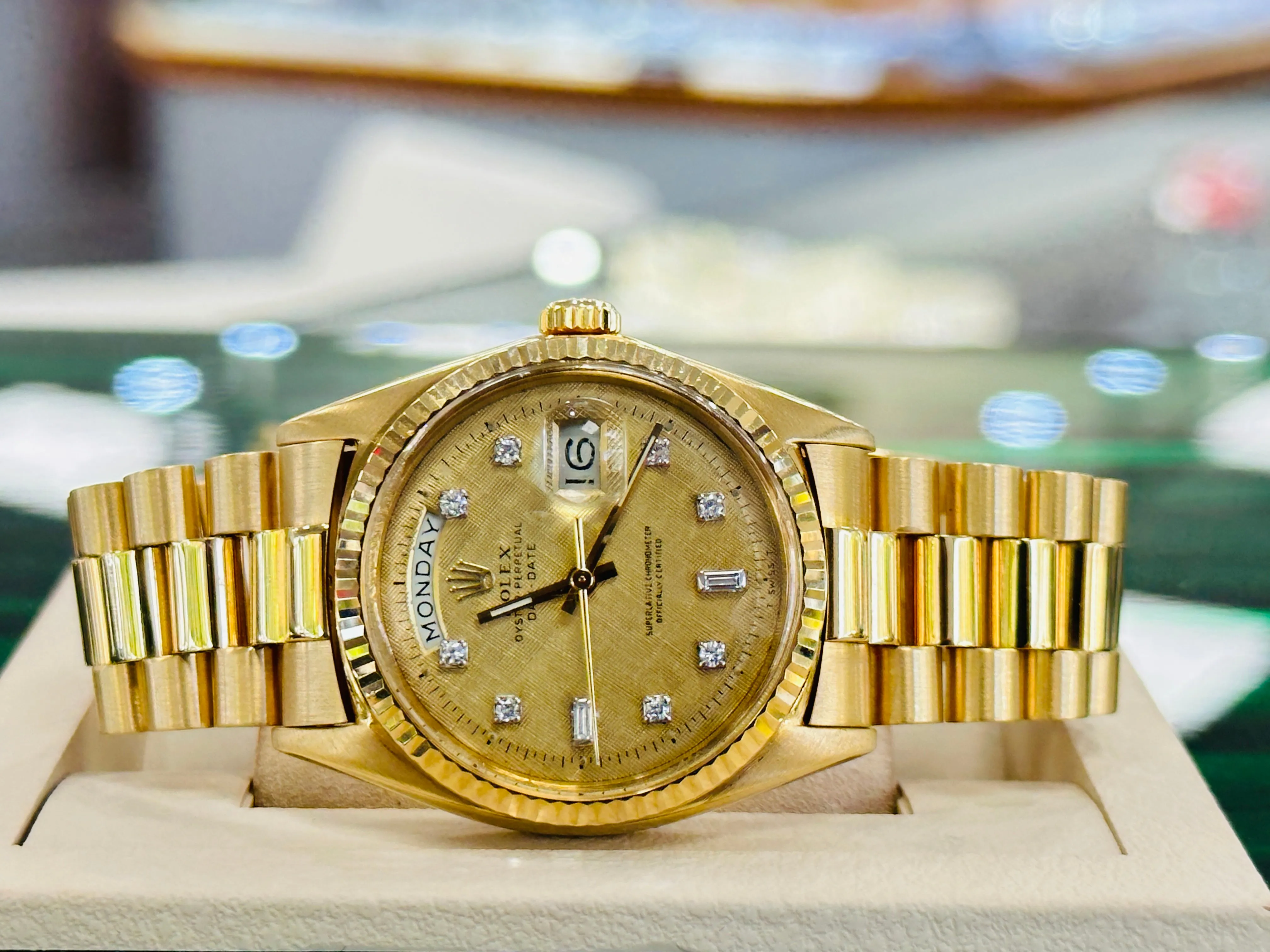 Rolex Day-Date 36 1803 36mm Yellow gold Linen 6