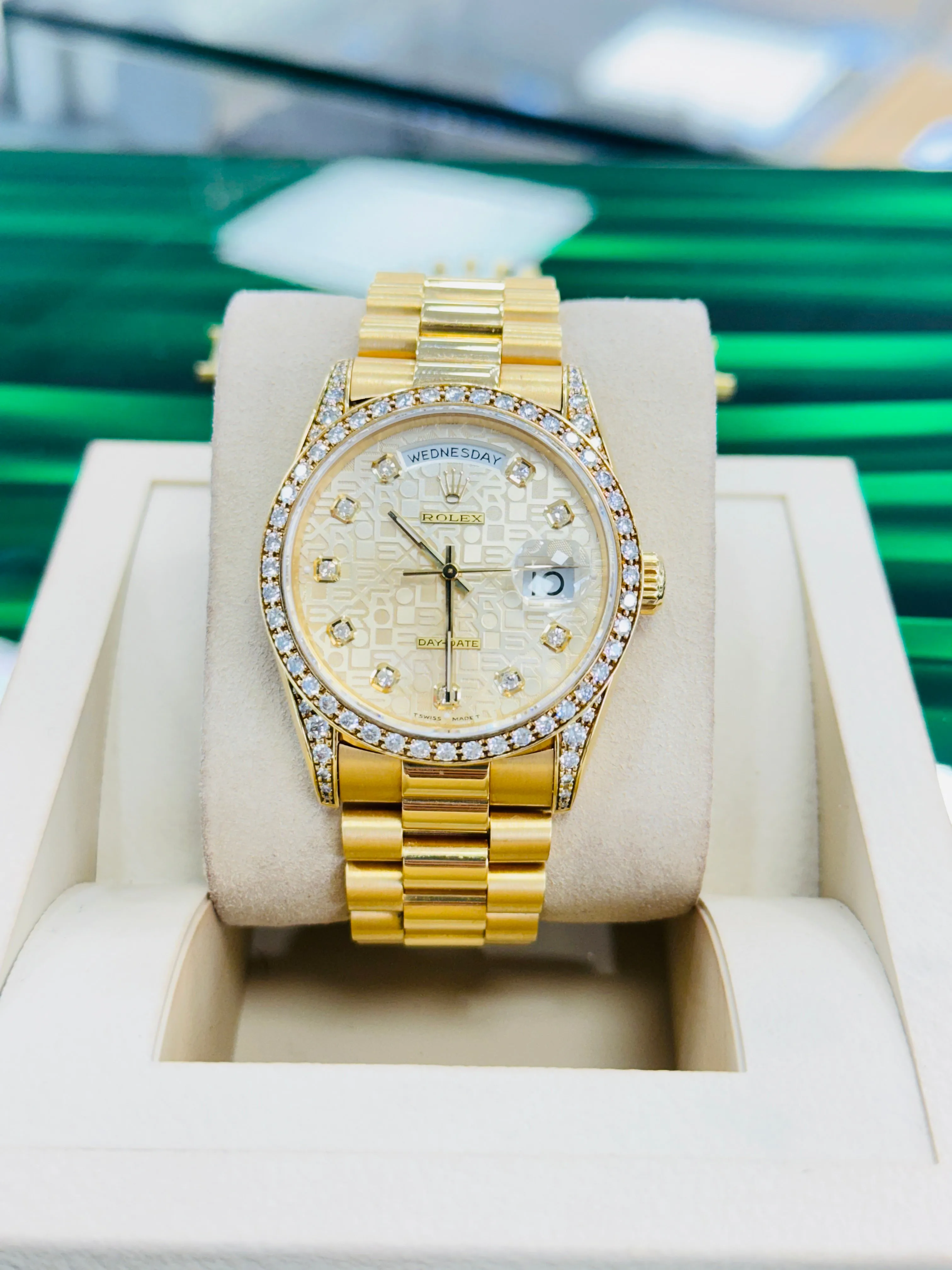 Rolex Day-Date 36 18388 36mm Yellow gold Champagne