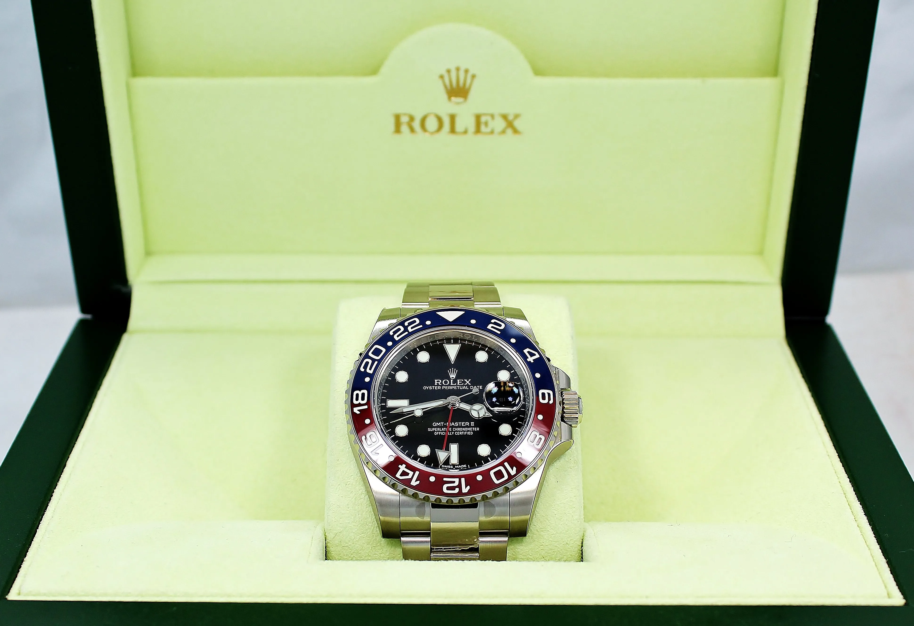 Rolex GMT-Master II 116719BLRO 40mm White gold Black 2