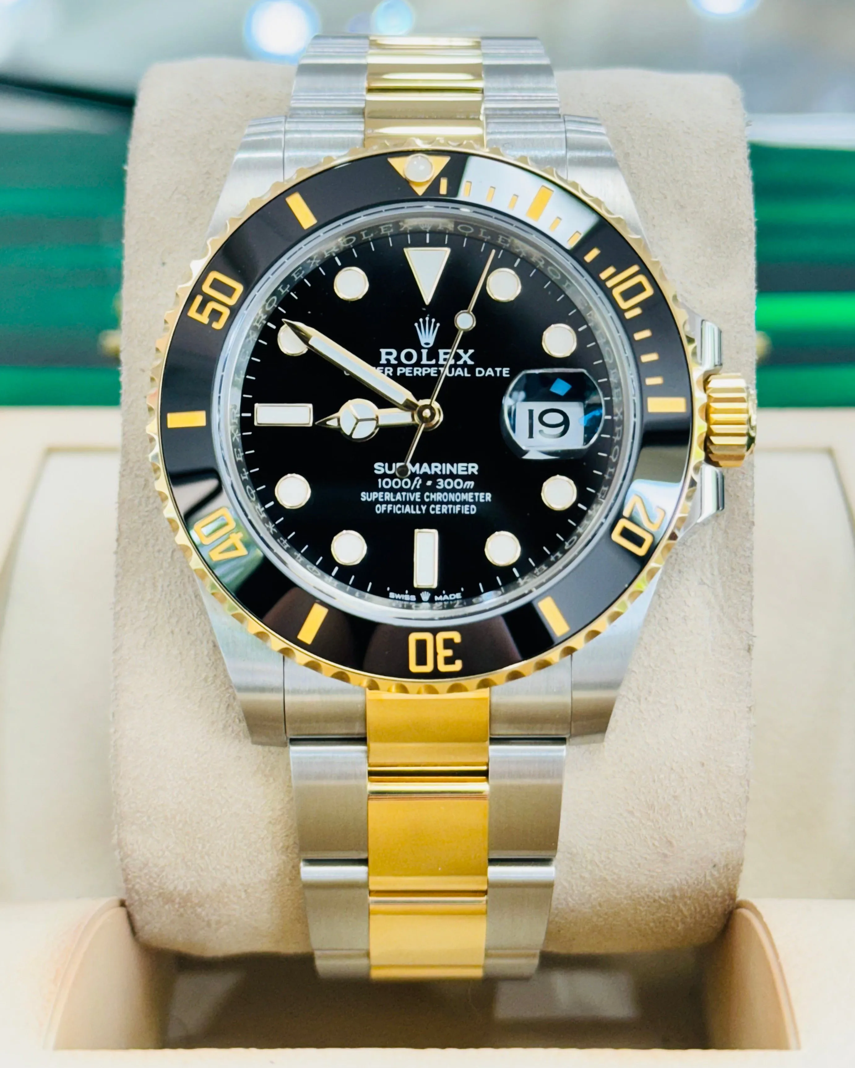 Rolex Submariner 126613LN 41mm Yellow gold and Stainless steel Black