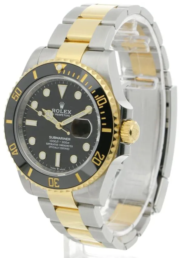 Rolex Submariner 126613LN 41mm Yellow gold and Stainless steel Black 12