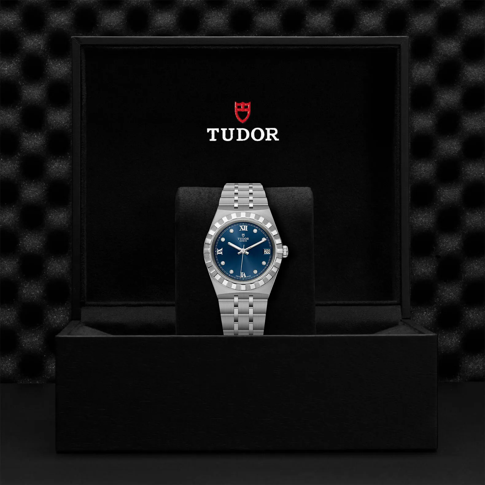 Tudor Royal M28400-0007 34mm Stainless steel Blue 3