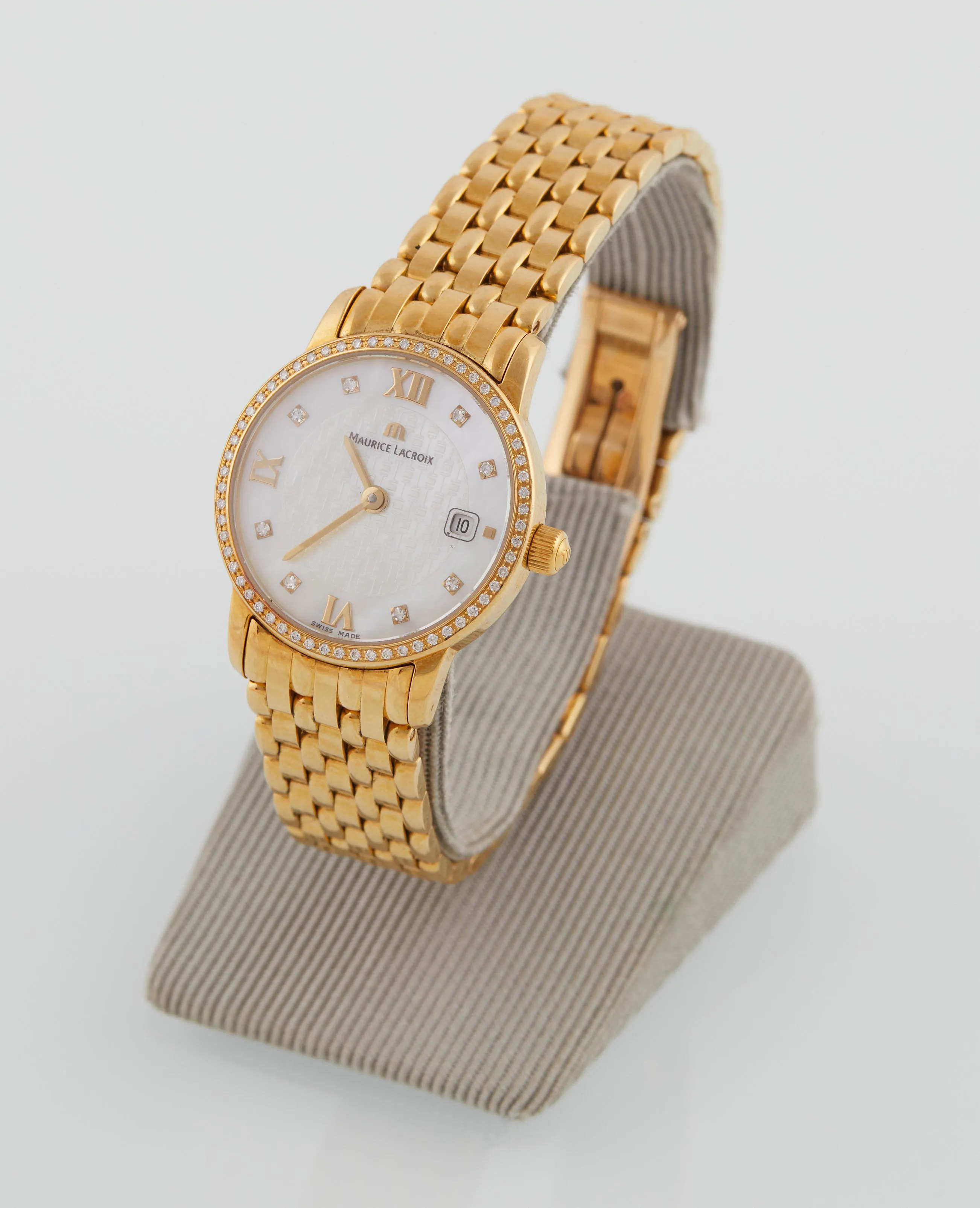 Maurice Lacroix AU1043 24mm Yellow gold and Diamond Mother-of-pearl 2