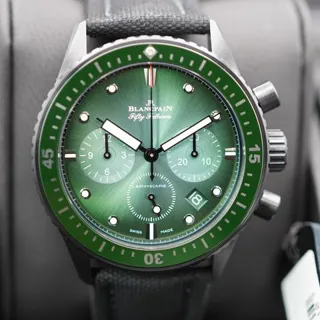 Blancpain Fifty Fathoms Bathyscaphe Chronographe Flyback 5200-0153-B52A 43.6mm Ceramic Green