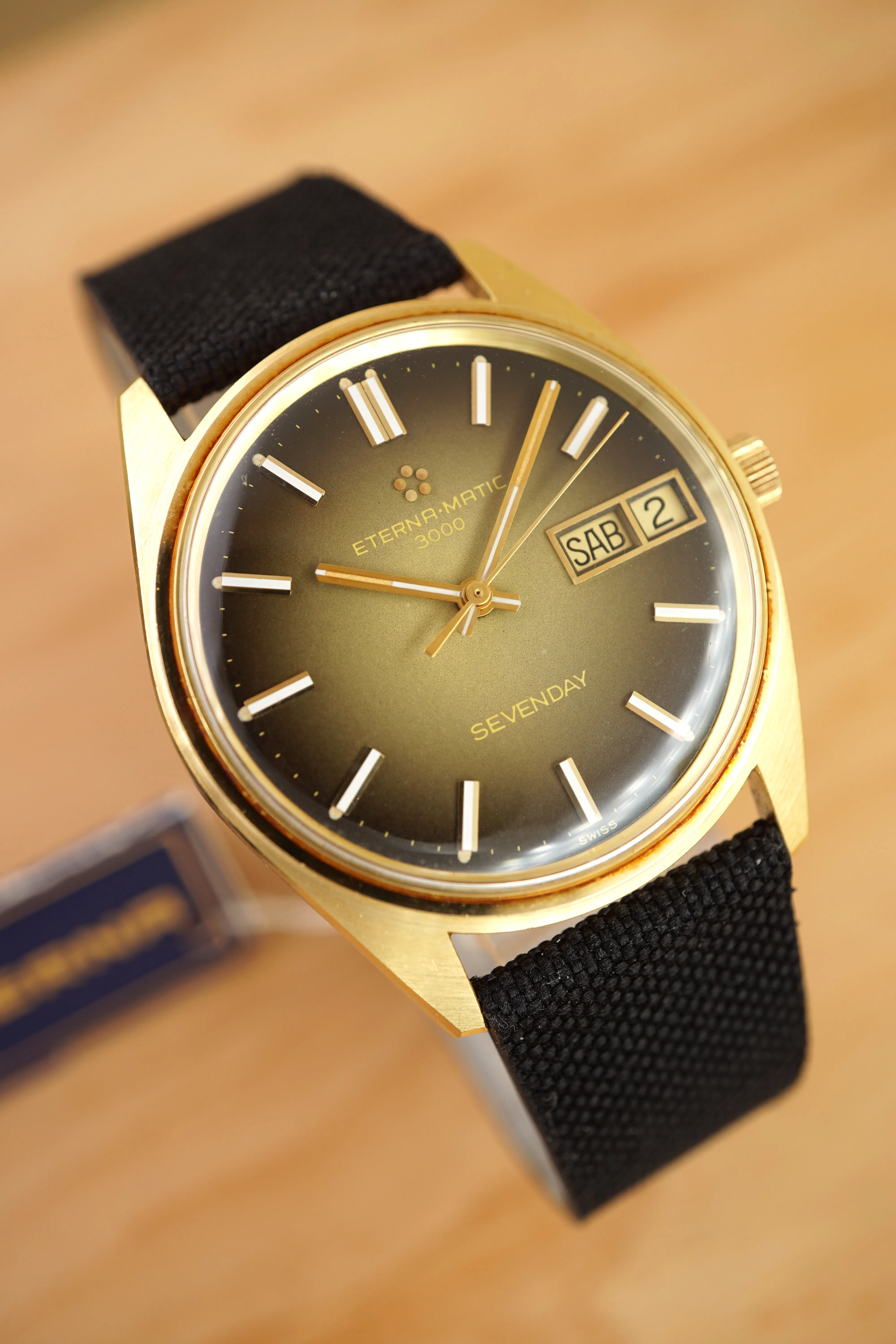 Eterna Eterna-Matic 34mm Yellow gold Brown 9