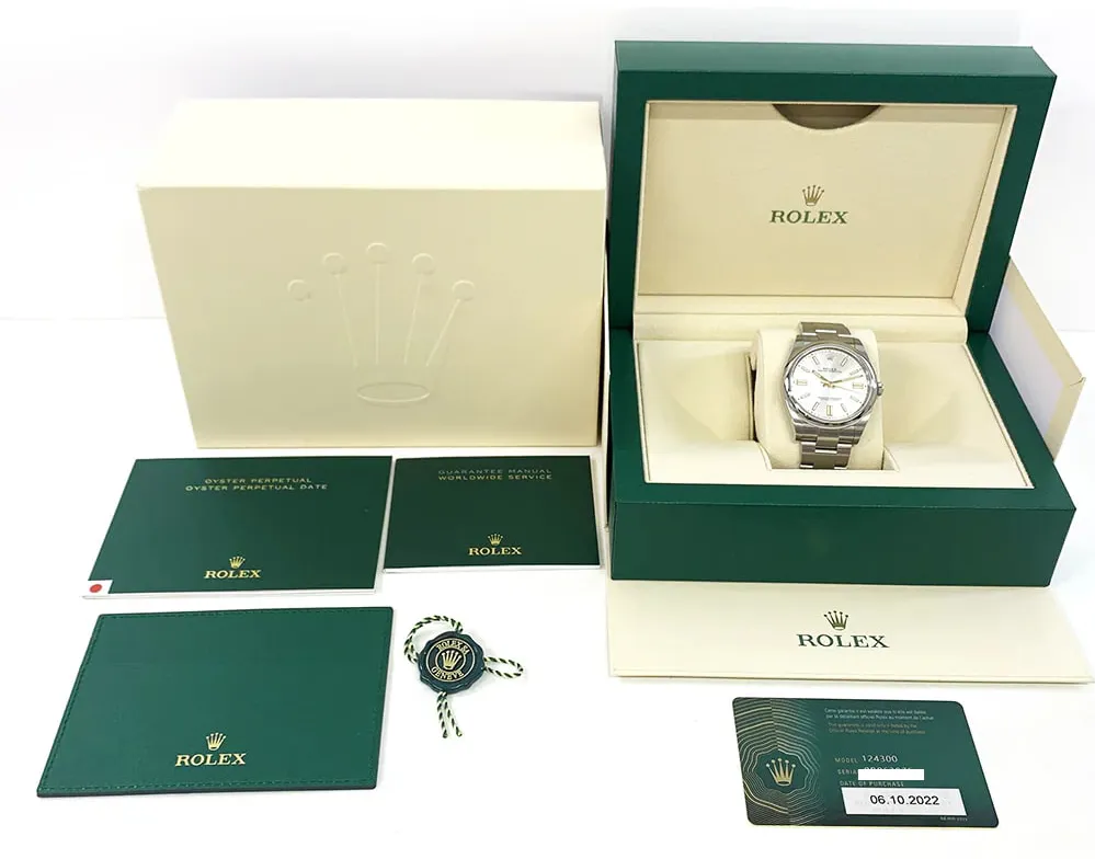 Rolex Oyster Perpetual 124300-0001 41mm Oystersteel Silver 4