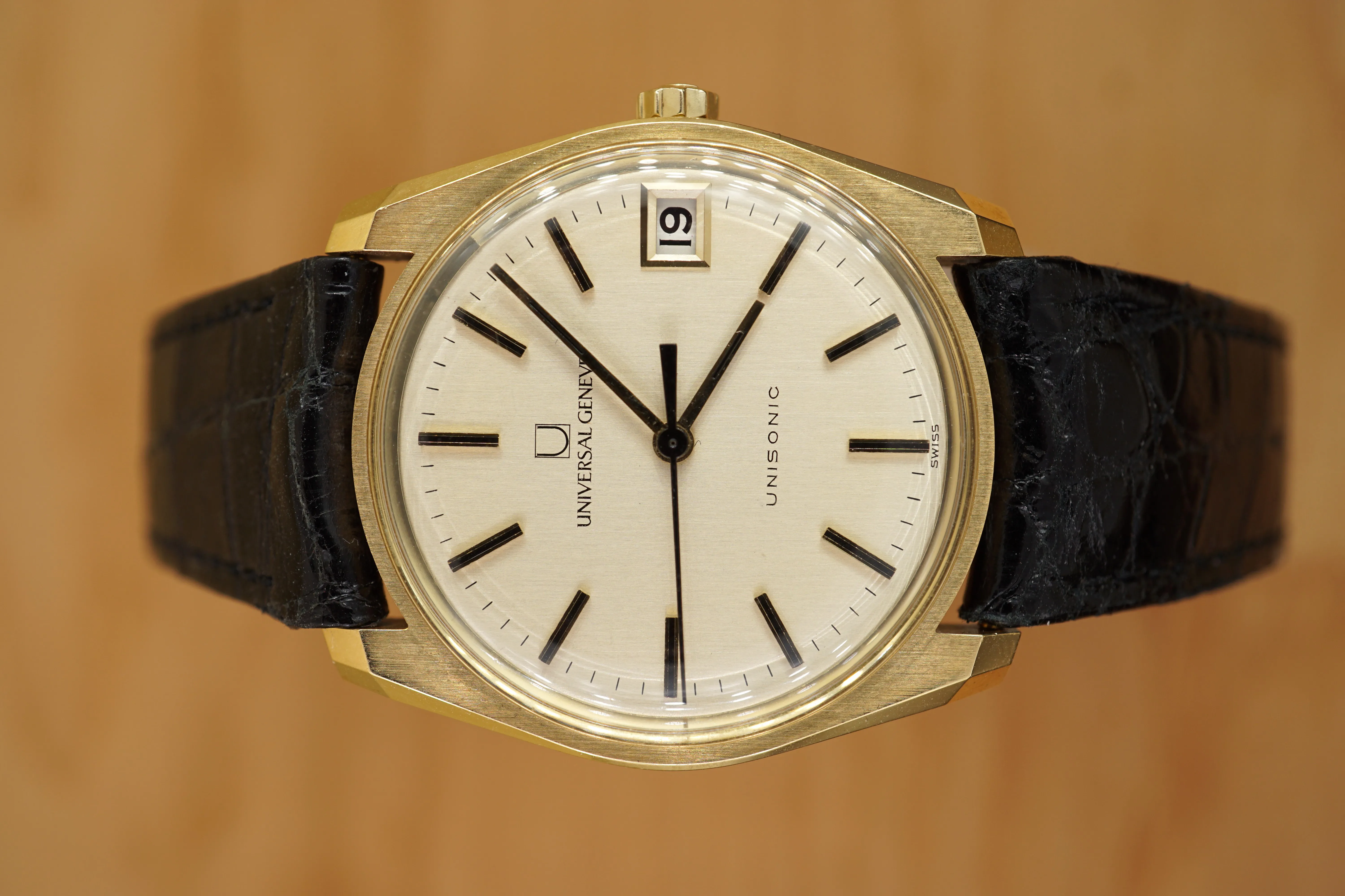 Universal Genève Polerouter 152.100 34mm Yellow gold Gold